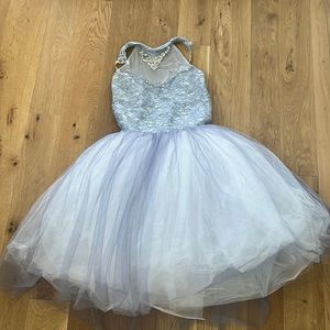 Women’s dance costume